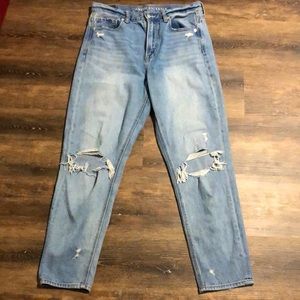 American Eagle Outfitters Mom Jeans 🦅